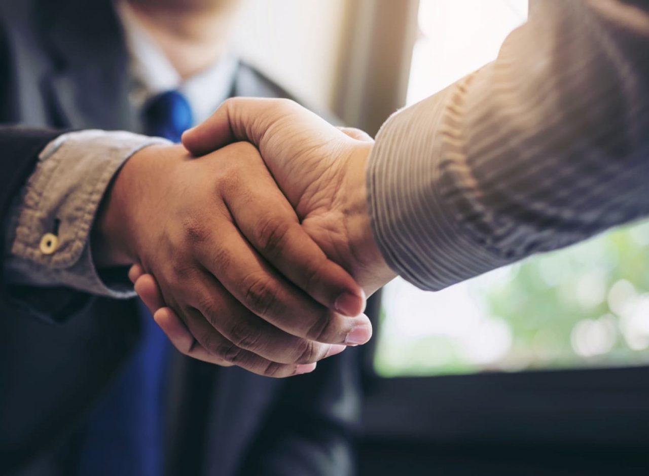 Ärilaen ettevõtete arendamiseks Eesti Hoius. Laen Liising Hoiused